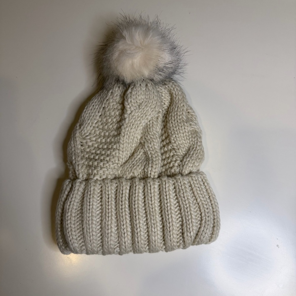 H&M Cream Knit Beanie with Faux Fur Pom-Pom